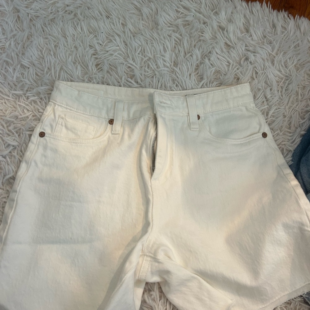 Blank NYC White Jean Shorts High-Waisted Denim
